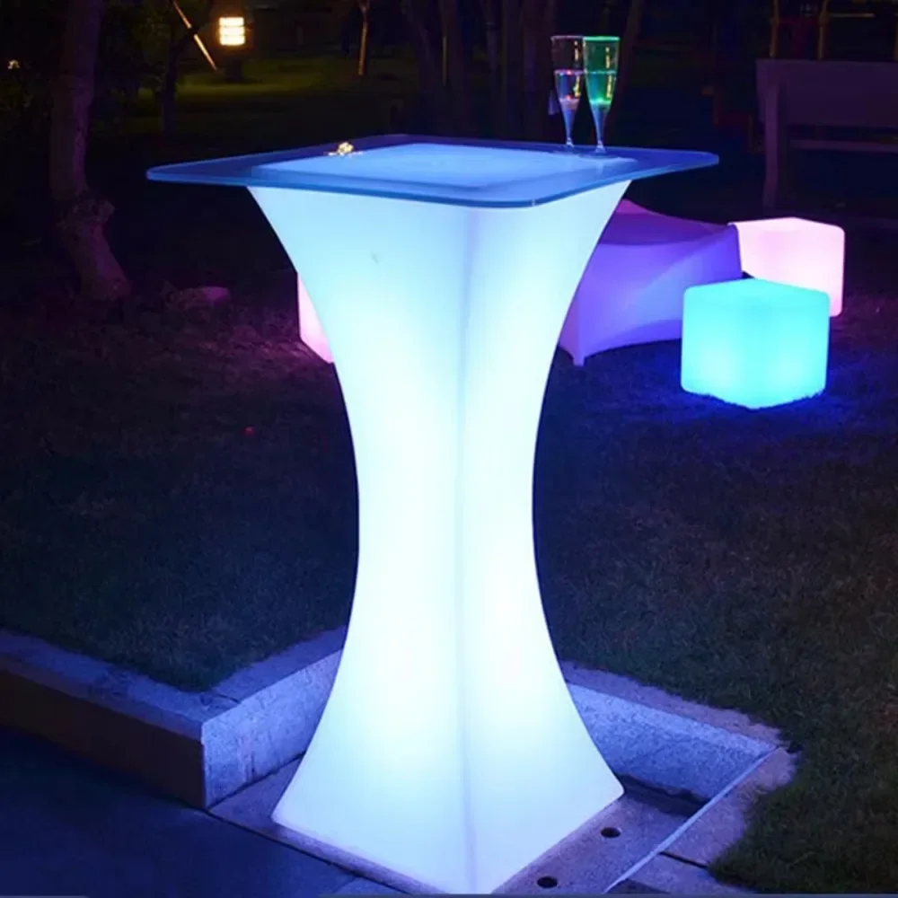 Outdoor Furniture In Dubai - La iluminación moderna enciende muebles iluminados